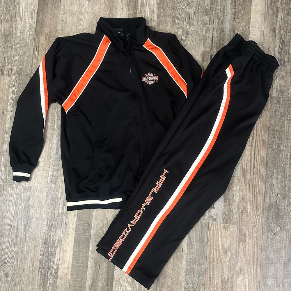 Harley-Davidson Black and Orange Athletic Set